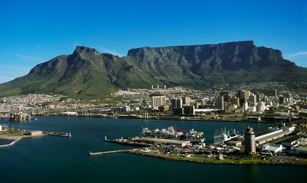 Table-Mountain-Cape-Town-Western-Bay-South